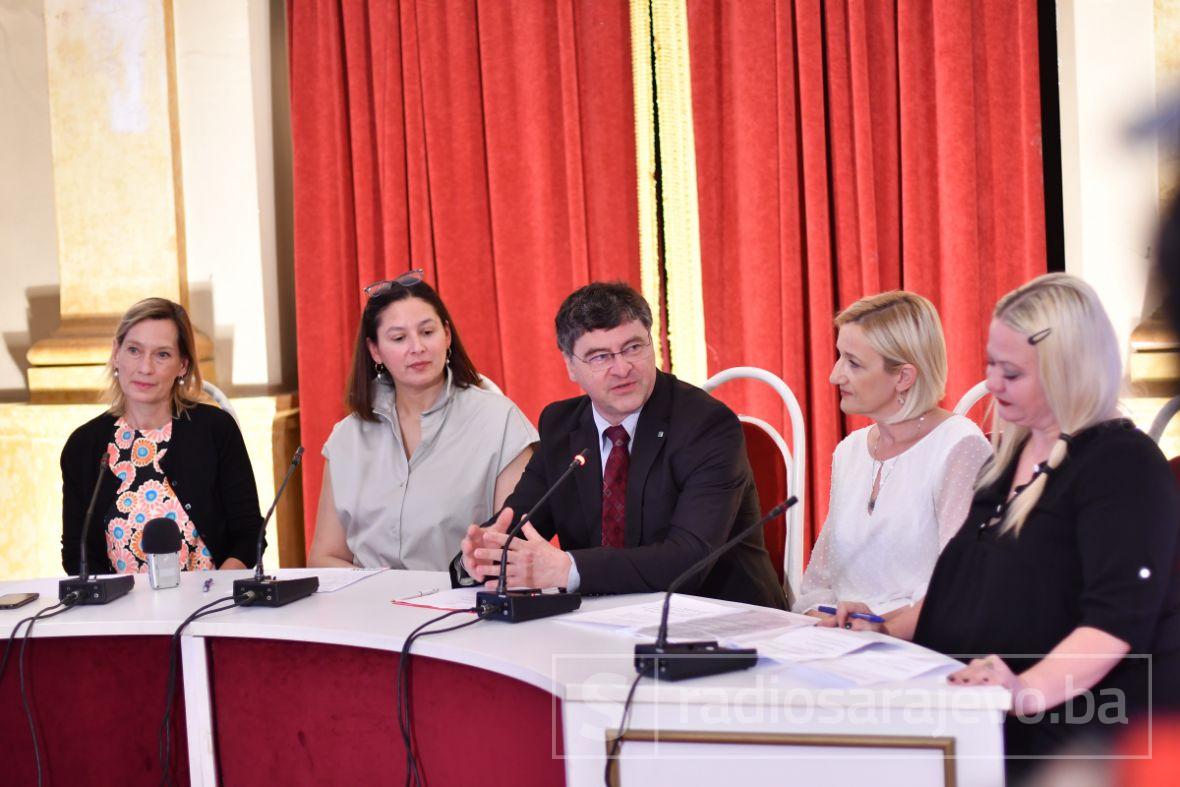 Foto: N.G / Radiosarajevo.ba/Press konferencija povodom koncerta Hora bečkih dječaka i Superara